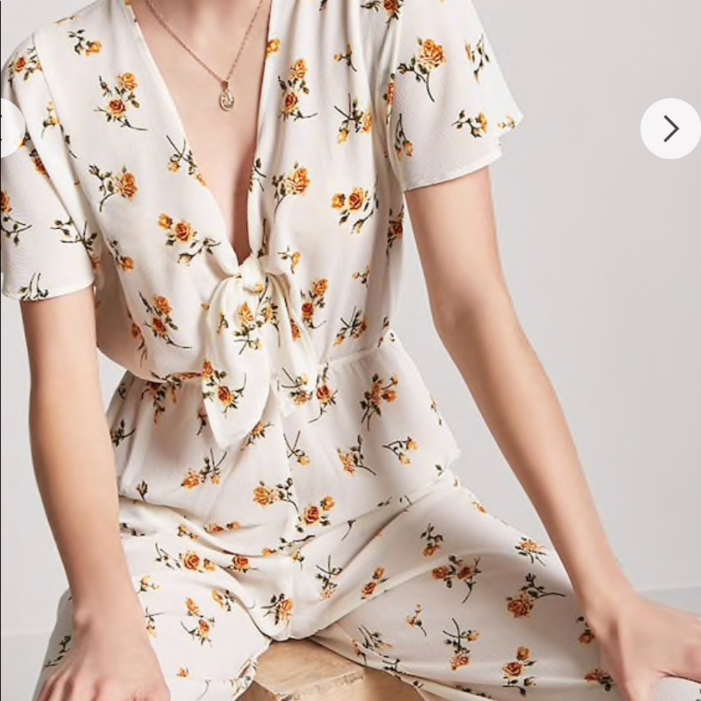 ✨One piece jumpsuit— size small